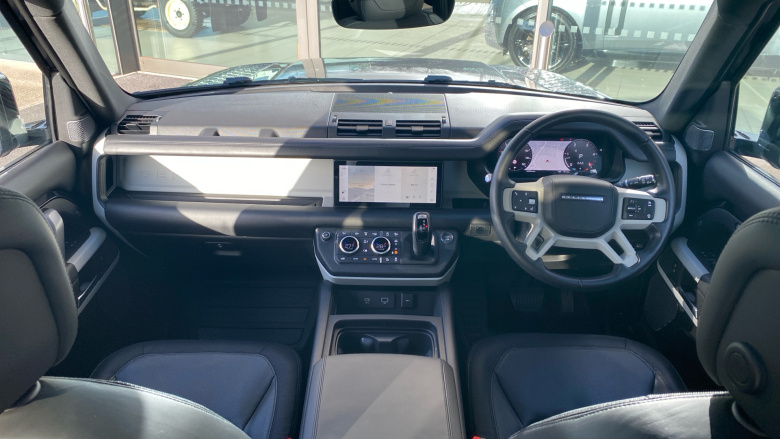 Land Rover Defender 3.0 D250 X-Dynamic SE 90 3dr Auto Diesel Estate